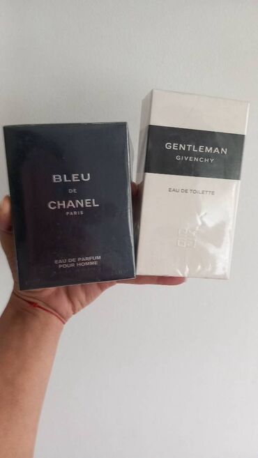 Parfemi: Blizi se kraj ove godine,a sa njom i velika novogodisnja rasprodaja — 17