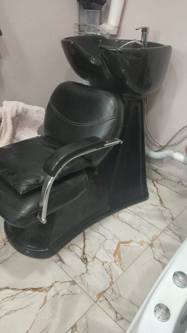 Salon, tibbi kreslolar: Salon moykasi 250 azn satilir‼️unvan nizami rayonu m7675 sekine