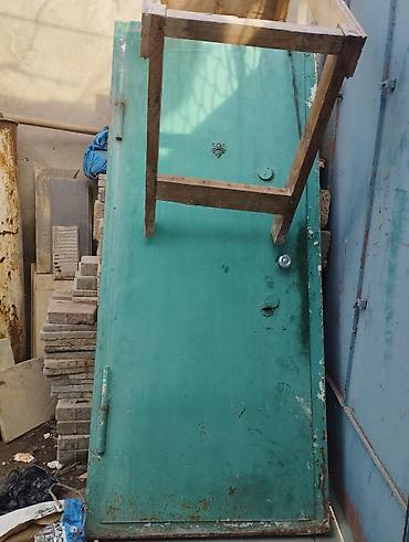 seyfi qapi: Metal qapı – izolyasiyalı, qutu ilə birlikdə - Material: qalın metal — 1