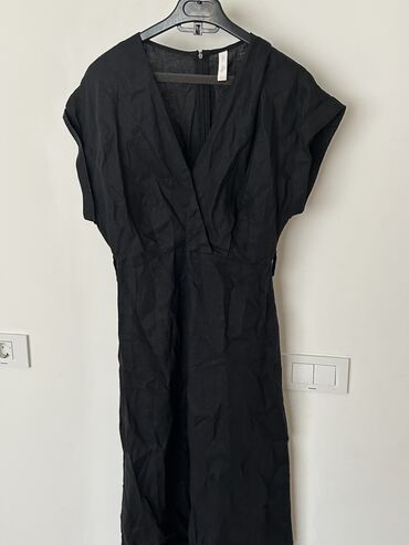 Dəstlər, kostyumlar: В связи с переездом в другую страну продам гардероб набором на размер — 7