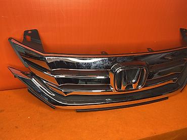 Решетка радиатора Honda Б/у, Оригинал at lalafo.kg Решетка радиатора Honda Б/у, Оригинал