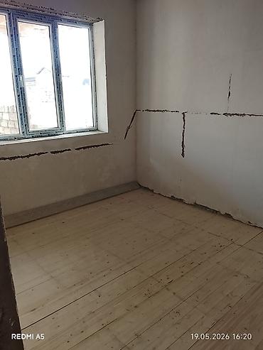 Həyət evləri və villalar: 4 otaqlı, 115 kv. m, Orta təmir — 7