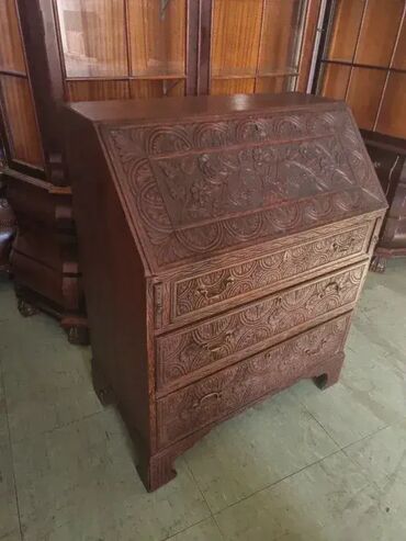 Stilski radni stolovi: Sekreter rucni rad duborez u odlicnom stanju. Visina105 cm Sirina83cm na lalafo.rs — 14 Stilski radni stolovi: Sekreter rucni rad duborez u odlicnom stanju. Visina105 cm Sirina83cm — 14