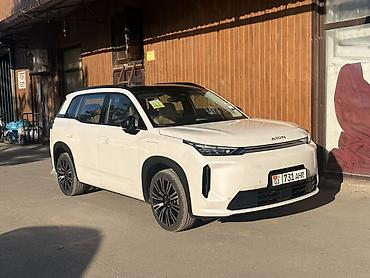 GAC: Электромобиль Aion AI 60 запас хода 650 (кроссовер, белый цвет — 2