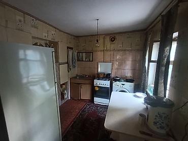 Продажа коттеджей и домов: 6 комнат, 100 м², 7 соток, Бишкек, Кудайберген авторынок Собственник — 7