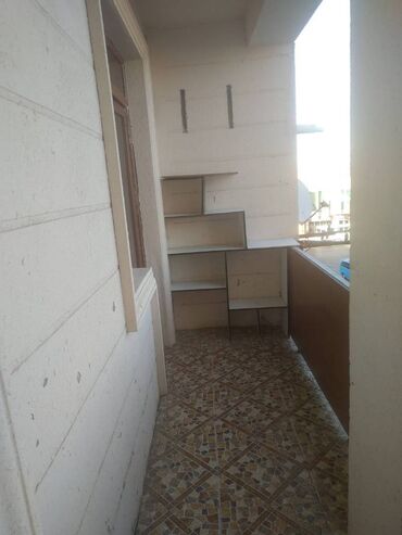 Uzunmüddətli kirayə mənzillər: Xirdalanda Aff parkda 7 mertebeli binanın 3-cu mərtəbəsində yerləşən — 13