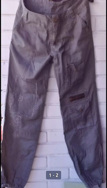 nike prsluk muski: Pantalone, L (EU 52), Dzeparke, bоја - Siva