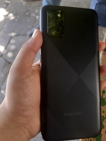 Samsung Galaxy A33 5G, 128 ГБ, цвет - Черный, Сенсорный, Отпечаток пальца, Беспроводная зарядка