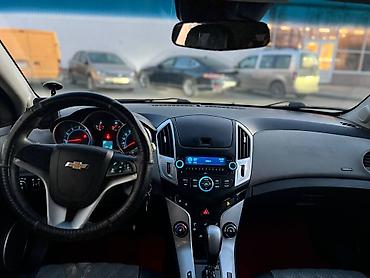 bwb e34: Chevrolet Cruze: 2014 г., 1.6 л, Автомат, Бензин, Хэтчбэк — 4