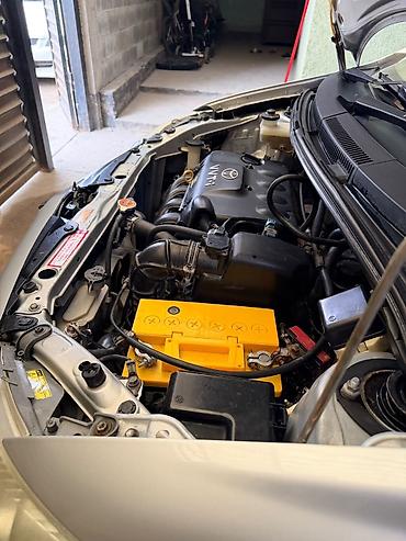 ниже: Toyota Ist: 2004 г., 1.5 л, Автомат, Бензин — 8