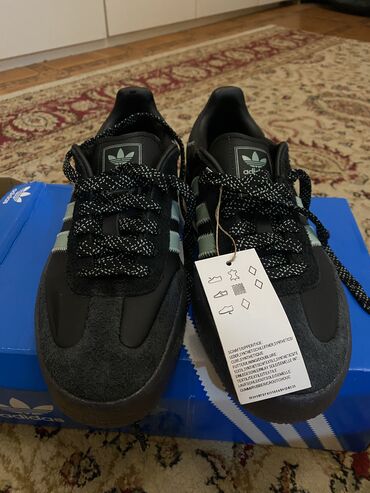 boss кроссовки: Кроссовки, 40, Adidas, Новый, цвет - Черный, Бесплатная доставка, Платная доставка, Самовывоз