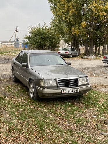 авто без док: Mercedes-Benz 200: 1993 г., 2 л, Механика, Бензин, Седан