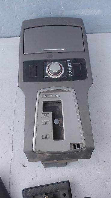 консоль субару: Сenter console Subaru 2005 г., Б/у, Оригинал, Япония — 2