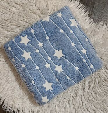 Posteljina: 🦄Dečije svetleće ćebe🦄 🦄Dimenzije-150*200 🦄Cena-2.100 dinara — 7