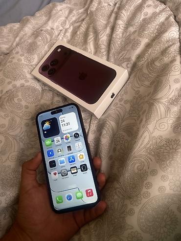 venu 4: IPhone 18 Pro Max, Б/у, 1 ТБ, Бордовый, Коробка, 100 % — 1