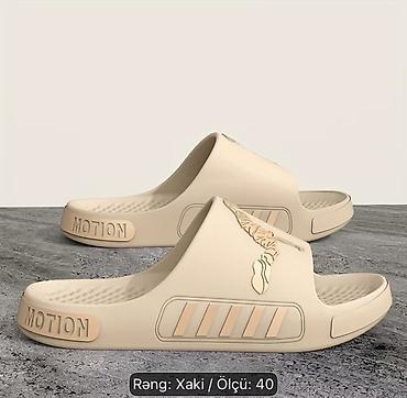 botinka ayaqqabılar: Unisex rezin şlapanlar – “Motion” detalları ilə Mövcud Ölçülər: 40 — 2