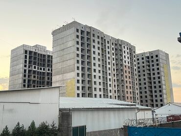 строим дом: Строится, Элитка, 2 комнаты, 68 м²