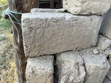лофт кирпич: Саман (глиняные блоки с соломой) Описание:32-15.-3400 шт -