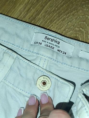 fredric sat: Bershka farmerice velicina 34 — 2