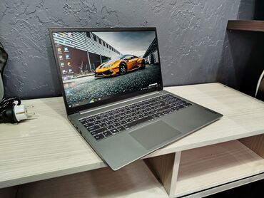 встроенный усилитель: Ноутбук, Lenovo, 16 ГБ ОЗУ, Intel Core i7, 15.6 ", Для работы, учебы, память SSD