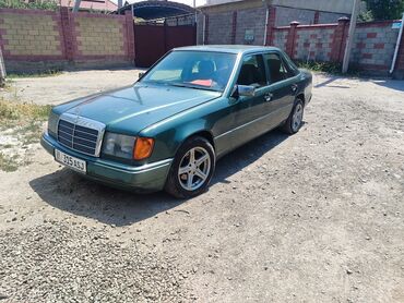 запчасть на мерс 814: Mercedes-Benz W124: 1992 г., 3 л, Автомат, Дизель, Седан