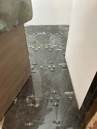 Građevinarstvo i rekonstrukcija: Keramičar Ugradnja svih vrsta keramičkih i granitnih pločica… Hidro na lalafo.rs — 14 Građevinarstvo i rekonstrukcija: Keramičar Ugradnja svih vrsta keramičkih i granitnih pločica… Hidro — 14