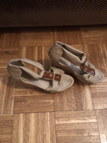 deichmann sandale ravne: Sandals, 40