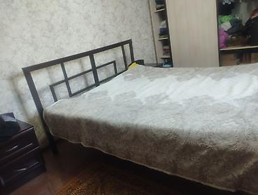 каркасы кровати: Двуспальная кровать, Б/у, С матрасом, длина - 2 см — 1