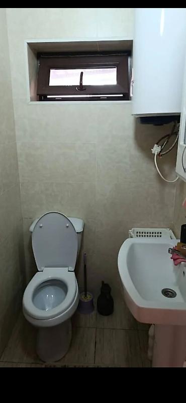 сдаю комнату в бишкеке: 60 м², 4 комнаты, Без подселения — 2