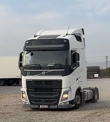 Транспорт: Тягач, Volvo, 2016 г., Без прицепа — 10