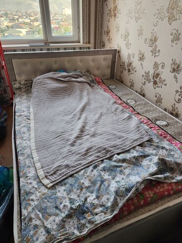 Кровати: Срочно продаю кровать 8500 с