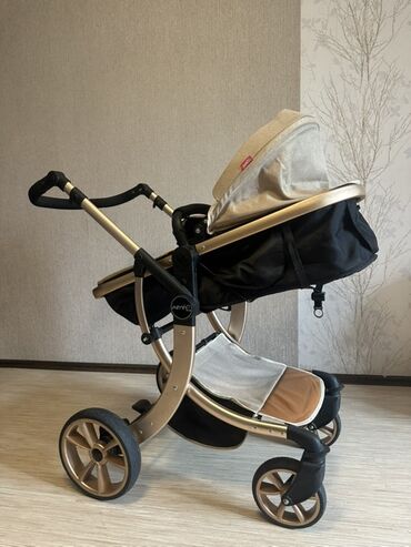 Araba-beşiklər: Çıxarıla bilən beşikli araba, İşlənmiş, Cins: Oğlan, Yaş: <1 ay, Ünvandan götürmə -da lalafo.az — 1 Araba-beşiklər: Çıxarıla bilən beşikli araba, İşlənmiş, Cins: Oğlan, Yaş: <1 ay, Ünvandan götürmə — 1