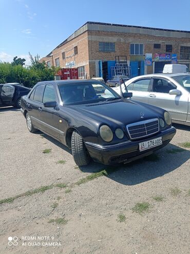 автомобиль лексус: Mercedes-Benz E-Class: 1998 г., 2 л, Механика, Газ, Седан