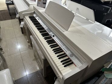 ağ pianino: Piano, Rəqəmsal, Yeni