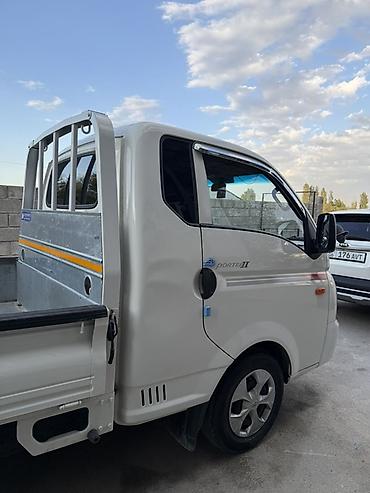 реле 24 вольт: Легкий грузовик, Hyundai, Стандарт, 1,5 т, Б/у — 8