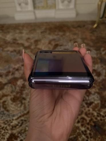 par ütü: Samsung Z Flip, rəng - Bənövşəyi — 2