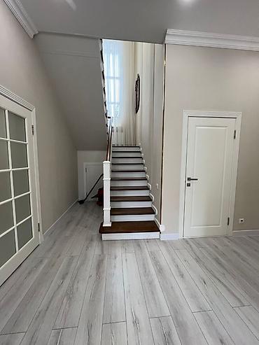 Продажа домов: Дом, 250 м², 7 комнат, Агентство недвижимости, Дизайнерский ремонт — 6