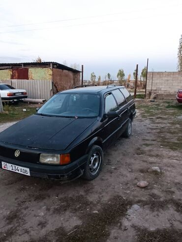 автомобиль прадажа: Volkswagen Passat: 1992 г., 2 л, Механика, Бензин, Универсал