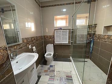 Долгосрочная аренда домов: 200 м², 6 комнат, Бронированные двери, Утепленный, Забор, огорожен — 5