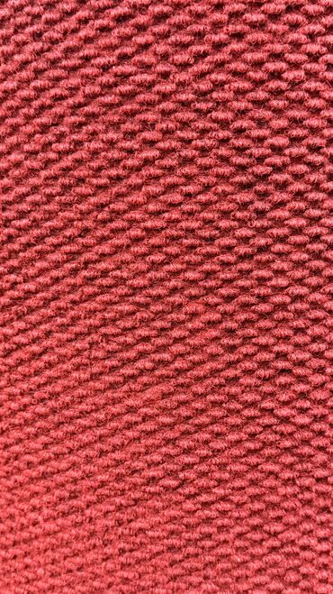 Ковролин: Ковролин на резиновой основе с рельефным геометрическим узором. В — 19