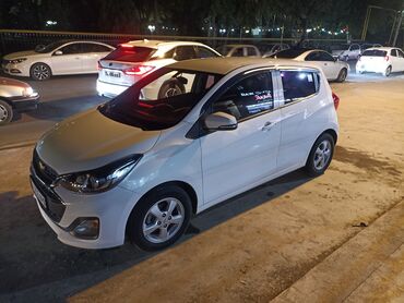 раф машина купить: Chevrolet Spark: 2019 г., 0.1 - engine capacity л, Вариатор, Бензин, Хетчбек