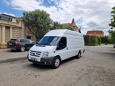 Ford Transit yüksək tavanlı, uzun baza yük/kommersiya mikroavtobusu