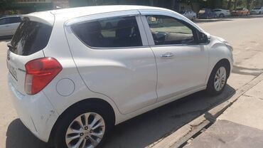 авто в рассрочку без первоначального взноса: Chevrolet Spark: 2019 г., 1 л, Вариатор, Бензин, Хетчбек