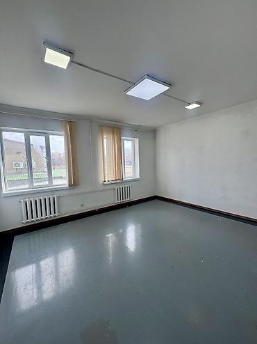 Аренда офисов: Аренда офисов, 250 м², В частном доме, 1 линия — 7