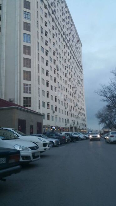 Yeni tikili: 3 otaqlı, Yeni tikili, m. Nəriman Nərimanov, 135 kv. m -da lalafo.az — 17 Yeni tikili: 3 otaqlı, Yeni tikili, m. Nəriman Nərimanov, 135 kv. m — 17