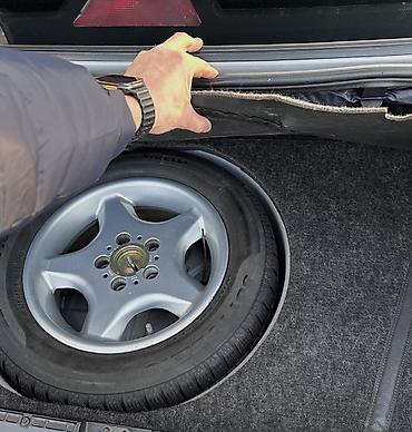 BMW: BMW 520: 1995 г., 2 л, Механика, Бензин, Седан — 15