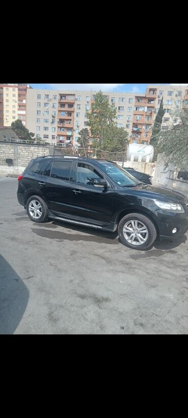 Hyundai: Hyundai Santa Fe: 2.4 l | 2011 il Ofrouder/SUV — 2