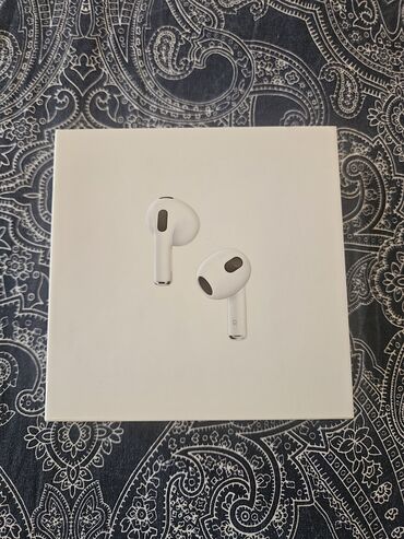 airpods qulaqcıq: Airpods 3 (rd generation) Apple stordan alınıb. Alınma sənədi var. Tam