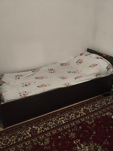 bunk bed: Односпальная кровать с ящиками для хранения 2-кровать по 1000 сом! — 3