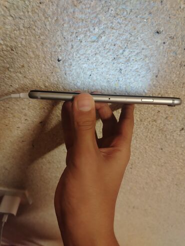 Apple iPhone: IPhone 6, 16 GB, Desert Titanium, Qırıq -da lalafo.az — 5 Apple iPhone: IPhone 6, 16 GB, Desert Titanium, Qırıq — 5